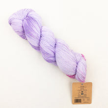 Load image into Gallery viewer, Araucania Huasco Cotón Glisten yarn in pastel purple.