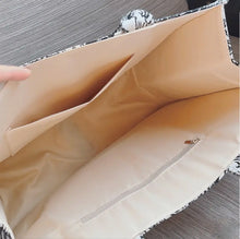 Load image into Gallery viewer, Atelier Toile Tote Bag