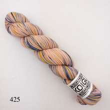 Load image into Gallery viewer, Koigu Premium Merino