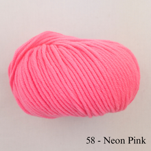 Load image into Gallery viewer, Atelier Worsted Weight Socks Knitting Kit | Karabella Aurora 8 & Knitting Pattern (#61 or Ann Norling))