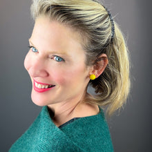 Load image into Gallery viewer, Atelier Handmade Wool Pompom Earrings