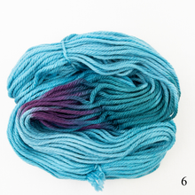 Load image into Gallery viewer, Wonderland Yarns TweedleDeeDum