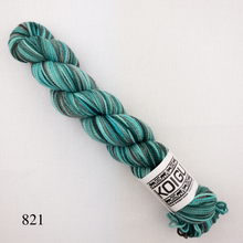 Load image into Gallery viewer, Koigu Premium Merino