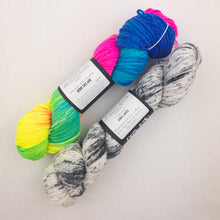 Load image into Gallery viewer, Fadient Hat Knitting Kit | MollyGirl Rock Star DK