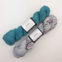Load image into Gallery viewer, Fadient Hat Knitting Kit | MollyGirl Rock Star DK