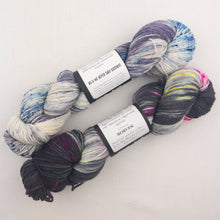 Load image into Gallery viewer, Fadient Hat Knitting Kit | MollyGirl Rock Star DK