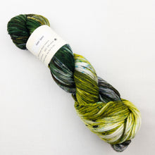 Load image into Gallery viewer, Knitted Wit Merino Worsted