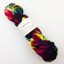 Load image into Gallery viewer, Atelier Easy Slippers Knitting Kit | Knitted Wit Merino Worsted & Knitting Pattern (#413)