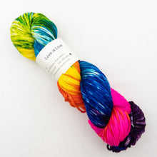Load image into Gallery viewer, Atelier Easy Slippers Knitting Kit | Knitted Wit Merino Worsted & Knitting Pattern (#413)
