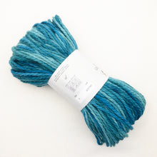 Load image into Gallery viewer, Bulky Ribbed Cowl Knitting Kit | Bulky Alpaca & Knitting Pattern (#167A)