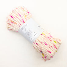 Load image into Gallery viewer, Bulky Ribbed Cowl Knitting Kit | Bulky Alpaca & Knitting Pattern (#167A)