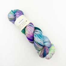 Load image into Gallery viewer, Knitted Wit Merino Worsted