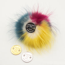Load image into Gallery viewer, Atelier Pompom Buttons