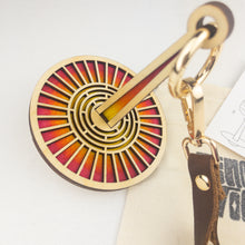 Load image into Gallery viewer, Lemonwood Mini Minder