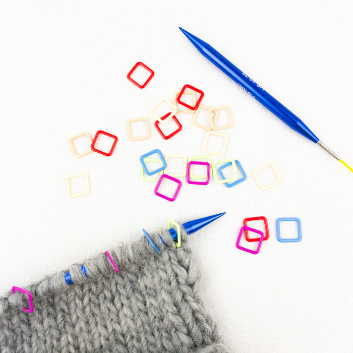 Atelier Rainbow Square Stitch Markers | 30 Piece Set