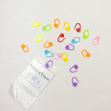 Load image into Gallery viewer, Atelier Rainbow Locking Markers | 20 piece set
