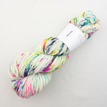 Load image into Gallery viewer, Sequoia Cowl Knitting Kit | Baah Sequoia & Knitting Pattern (#362)