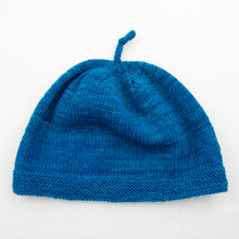 Load image into Gallery viewer, Koigu Kids Hat Knitting Kit | Koigu Premium Merino & Knitting Pattern (#354)