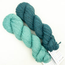 Load image into Gallery viewer, mYak Two Color Slouch Hat | mYak Baby Yak Medium & Knitting Pattern (#385)