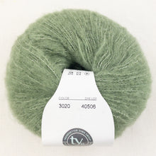 Load image into Gallery viewer, Trendsetter Yarns Spirit