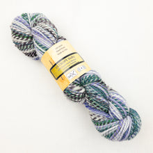 Load image into Gallery viewer, Bulky Stockinette Cowl Knitting Kit | Entropy Bulky & Knitting Pattern (#375)