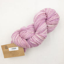 Load image into Gallery viewer, Bulky Cabled Hat Knitting Kit | Manos del Uruguay Wool Clasica & Knitting Pattern (#355)