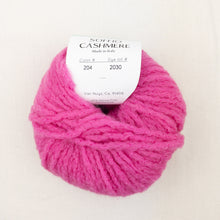 Load image into Gallery viewer, Soffio Scarf Knitting Kit | Soffio Cashmere & Knitting Pattern (#388)