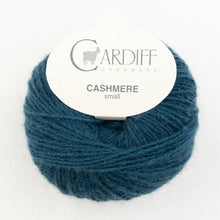 Load image into Gallery viewer, Cardiff Cashmere Small