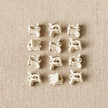 Load image into Gallery viewer, Cocoknits Claw Clips