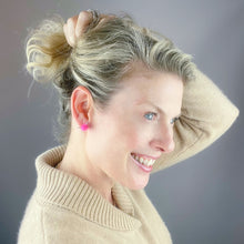 Load image into Gallery viewer, Atelier Yarn Ball & Knitting Needle Earrings