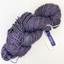 Load image into Gallery viewer, Malabrigo Seed Stitch Scarf Knitting Kit | Malabrigo Worsted & Knitting Pattern (#211)