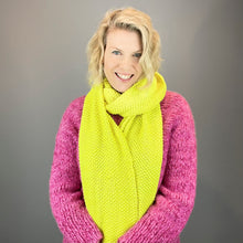 Load image into Gallery viewer, Malabrigo Seed Stitch Scarf Knitting Kit | Malabrigo Worsted & Knitting Pattern (#211)