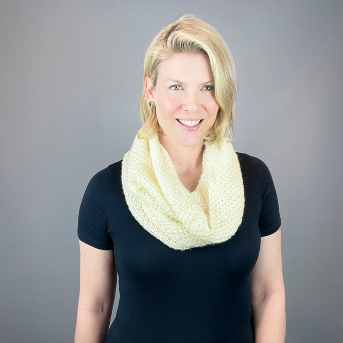 The Grace Cowl Knitting Kit | Lang Yarns Grace & Knitting Pattern (#404)