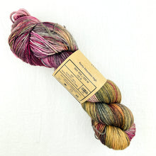 Load image into Gallery viewer, Pashmina Cowls Knitting Kit | Madelinetosh Pashmina & Knitting Pattern (#221)