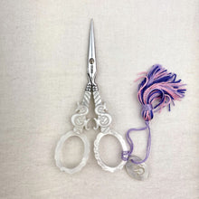 Load image into Gallery viewer, Sajou Scissors