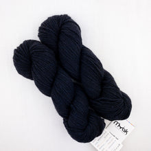 Load image into Gallery viewer, mYak Two Color Slouch Hat | mYak Baby Yak Medium & Knitting Pattern (#385)