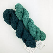 Load image into Gallery viewer, mYak Two Color Slouch Hat | mYak Baby Yak Medium & Knitting Pattern (#385)