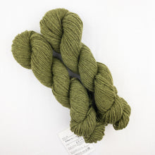 Load image into Gallery viewer, mYak Two Color Slouch Hat | mYak Baby Yak Medium & Knitting Pattern (#385)