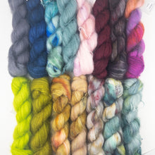 Load image into Gallery viewer, Mohair Silk Woven Scarf Kit | Hue Loco Mohair Lace & Weaving Pattern (#393)