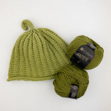 Load image into Gallery viewer, The Squash Hat Knitting Kit | Karabella Aurora 8 & Knitting Pattern (#358)