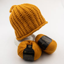 Load image into Gallery viewer, The Squash Hat Knitting Kit | Karabella Aurora 8 & Knitting Pattern (#358)