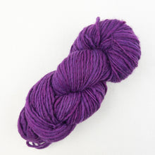 Load image into Gallery viewer, Bulky Cabled Hat Knitting Kit | Manos del Uruguay Wool Clasica & Knitting Pattern (#355)