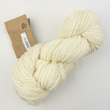 Load image into Gallery viewer, Bulky Cabled Hat Knitting Kit | Manos del Uruguay Wool Clasica & Knitting Pattern (#355)