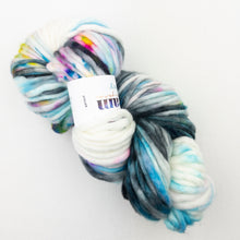 Load image into Gallery viewer, Super Bulky Ribbed Hat (Savvy version) Knitting Kit | Dream in Color Savvy & Knitting Pattern (#108)
