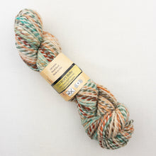 Load image into Gallery viewer, Bulky Stockinette Cowl Knitting Kit | Entropy Bulky & Knitting Pattern (#375)
