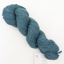 Load image into Gallery viewer, Schneeflocken Shawl Knitting Kit | mYak Baby Yak Medium