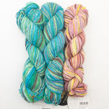 Load image into Gallery viewer, Noro Shiraito Woven Scarf Kit | Noro Shiraito & Weaving Pattern (#401)