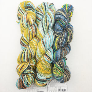 Noro Shiraito Woven Scarf Kit | Noro Shiraito & Weaving Pattern (#401)