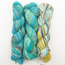 Load image into Gallery viewer, Noro Shiraito Woven Scarf Kit | Noro Shiraito & Weaving Pattern (#401)