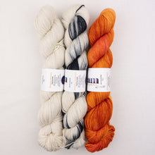 Load image into Gallery viewer, The Augusta Shawl Crochet Kit | Dream in Color Smooshy with Cashmere